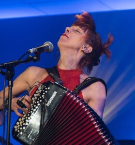 Nini Poulain chez Danett music 2022